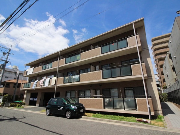 ベレッツァ芦屋・Ⅲの物件外観写真